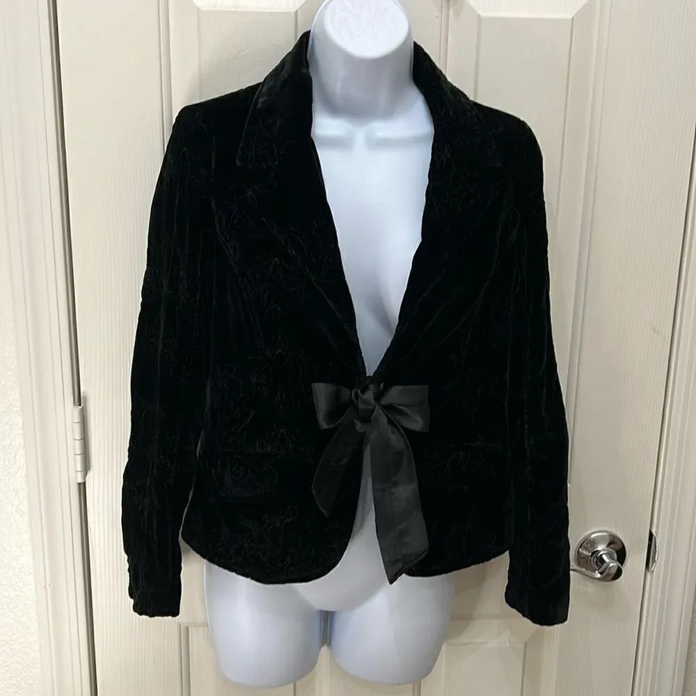 Old Navy Womens Black Jacket Size Small Tie Front Floral Embroidered Velvet Crop